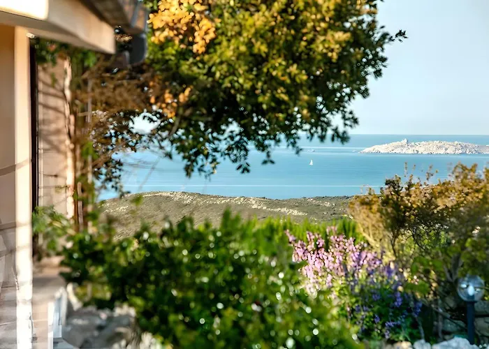 Giuliana- Amazing Sea View Villa *
